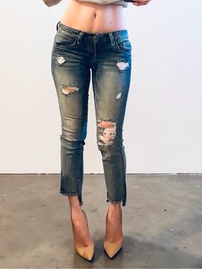 Dollhouse Charley Cigarette Jeans | Distressed, Cropped | Size 0